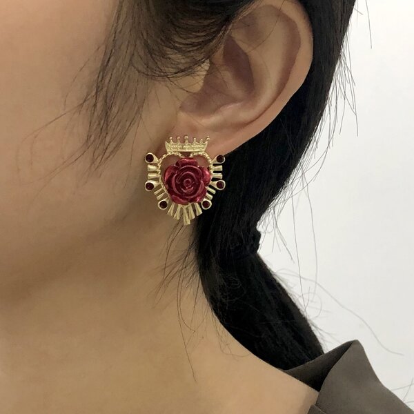 

Flower Design Earrings, Red