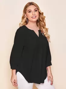 SHEIN LUNE Plus Notched Neck Curved Hem Top - Black - View 1