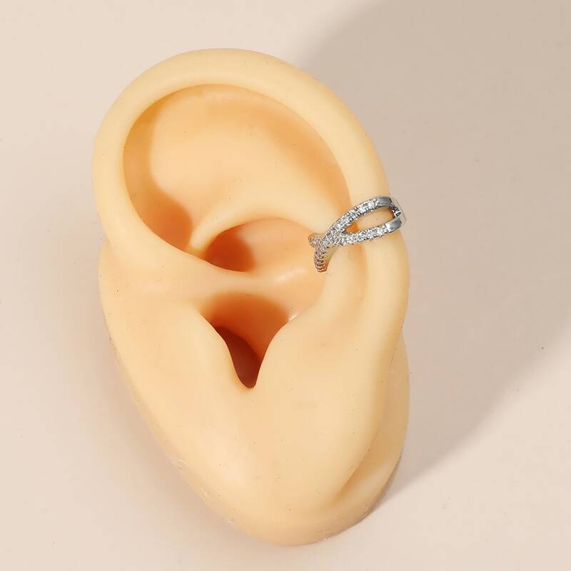 

1pc Rhinestone Cross Ear Cuff, Silver