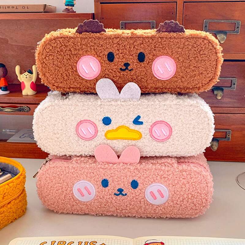 

1pc Plush Cartoon Design Random Pencil Case, Multicolor