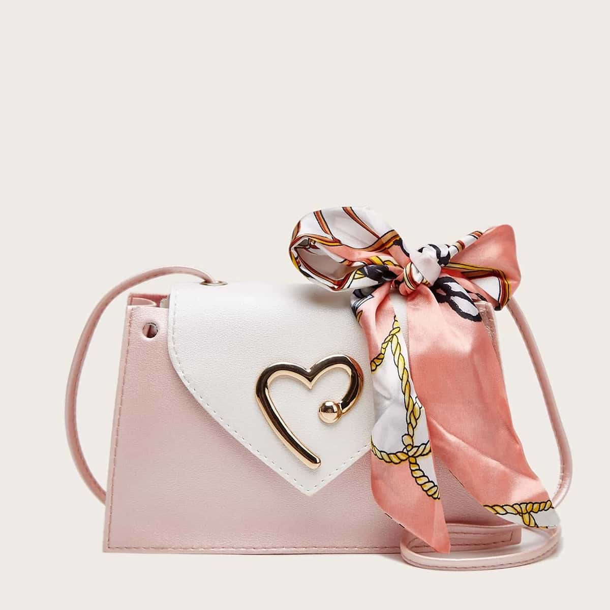 

Twilly Scarf Heart Buckle Crossbody Bag, Pink