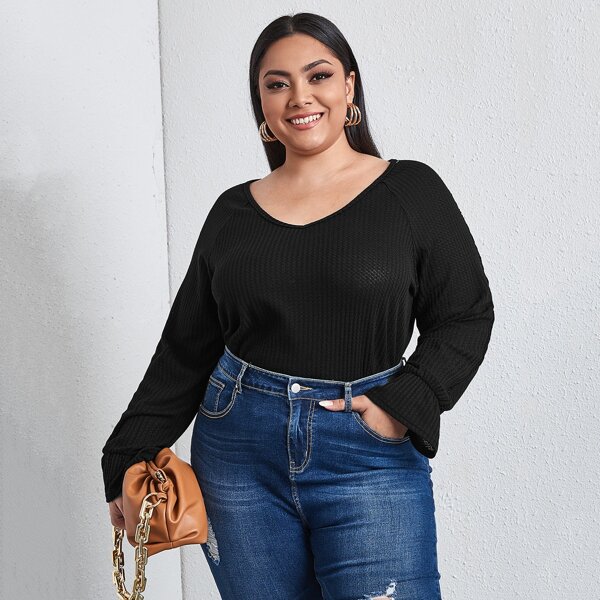 

Plus V-neck Flounce Sleeve Tee, Black