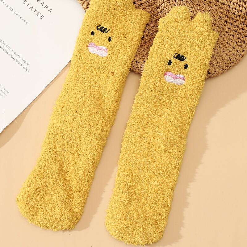 

1pair Cartoon Fuzzy Socks, Yellow