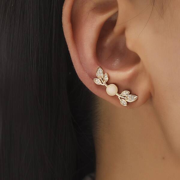 

1pc Rhinestone Leaf Decor Earring, Gold