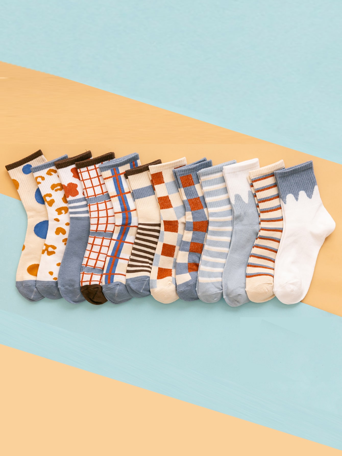 12pairs Striped Print Crew Socks thumbnail