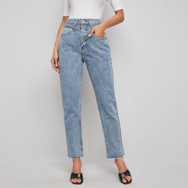 

Buttoned Front Raw Hem Jeans, Light wash