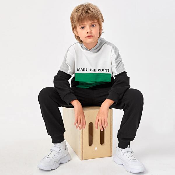 

Boys Flap Pocket Slogan Graphic Colorblock Hoodie & Joggers Set, Multicolor