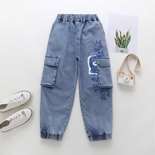 

Boys Flap Pocket Letter Graphic Jeans, Light wash