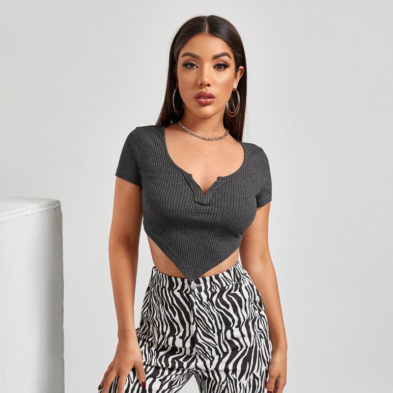 

Notched Neck Asymmetrical Hem Crop Tee, Dark grey