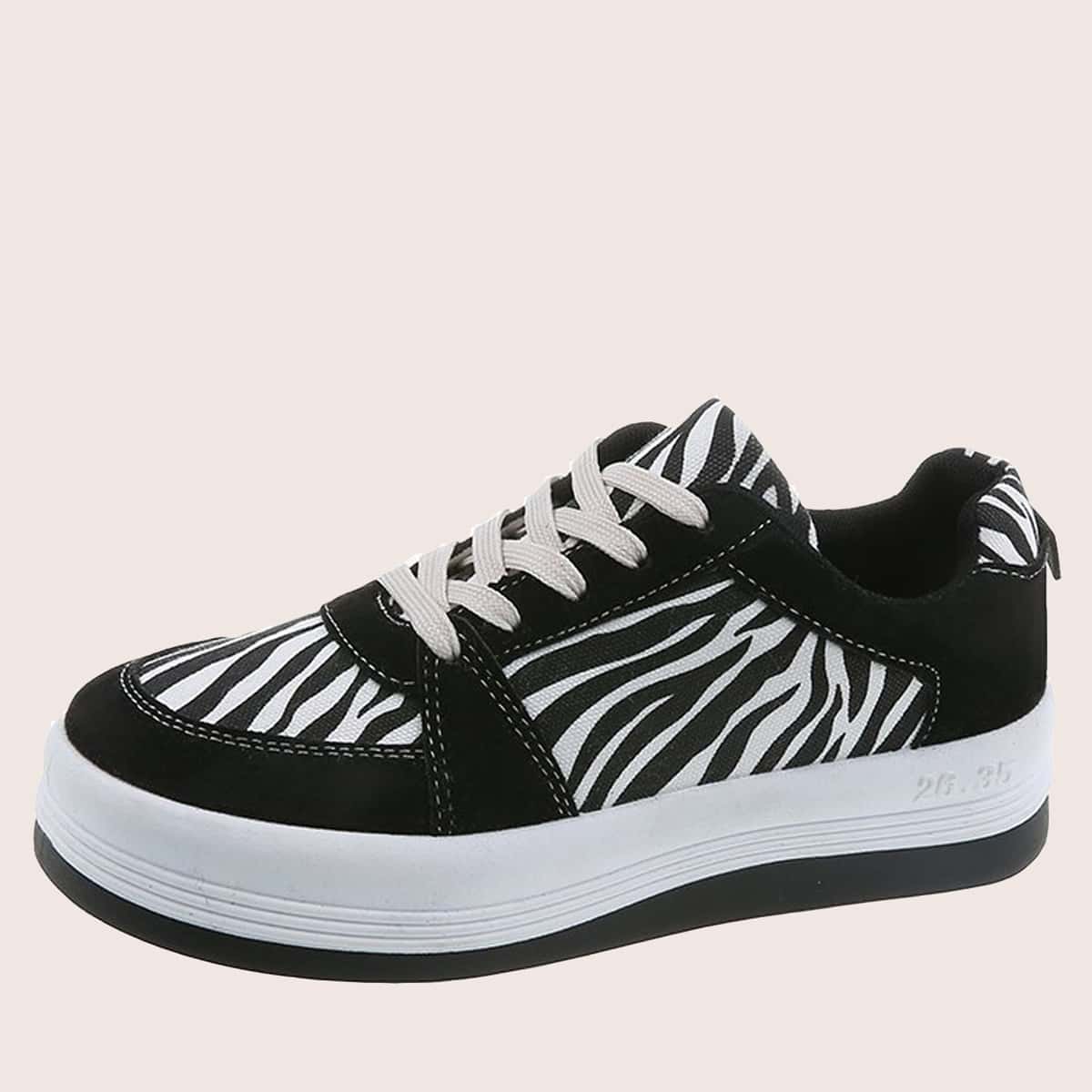 Zebra Striped Lace-up Skate Shoes, Black
