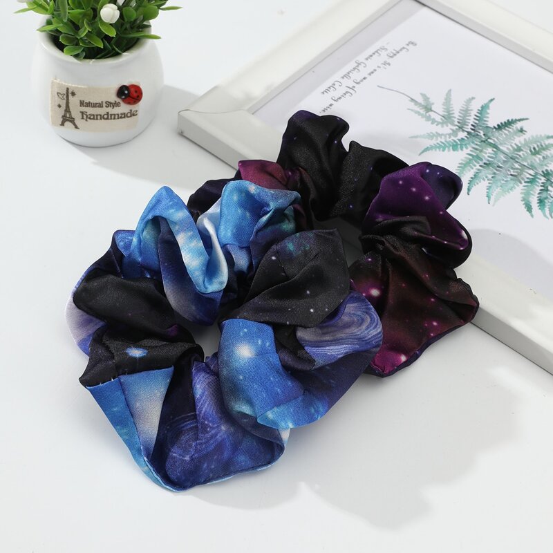 

2pcs Galaxy Scrunchie, Multicolor