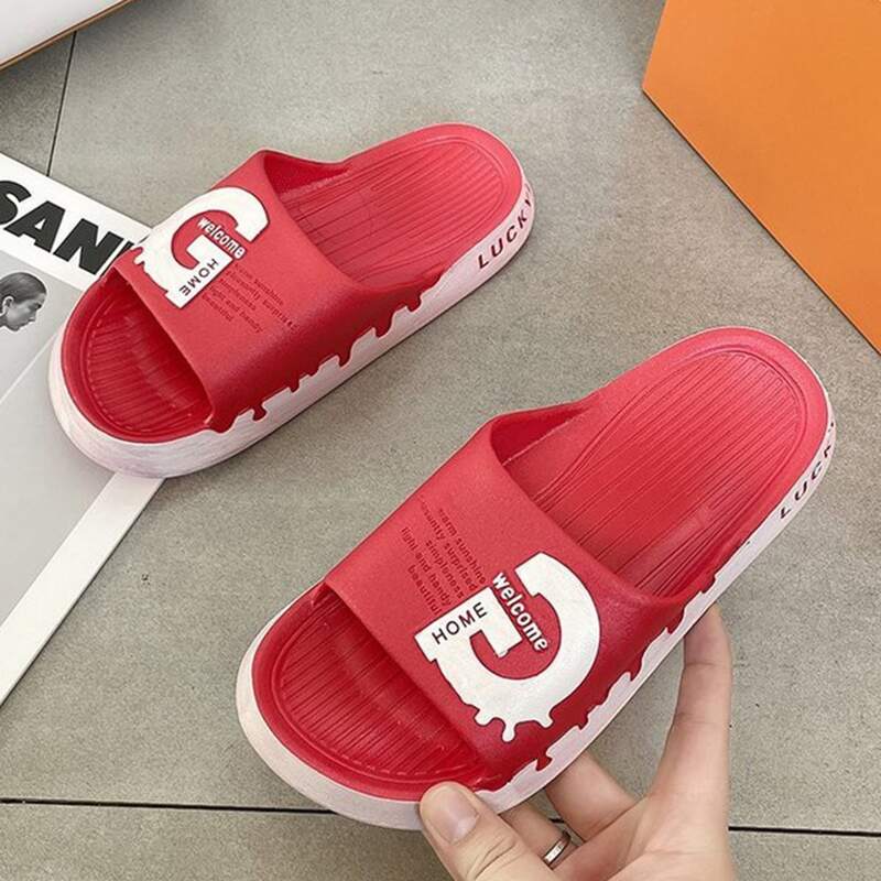 

Letter Graphic Open Tote Slides, Red