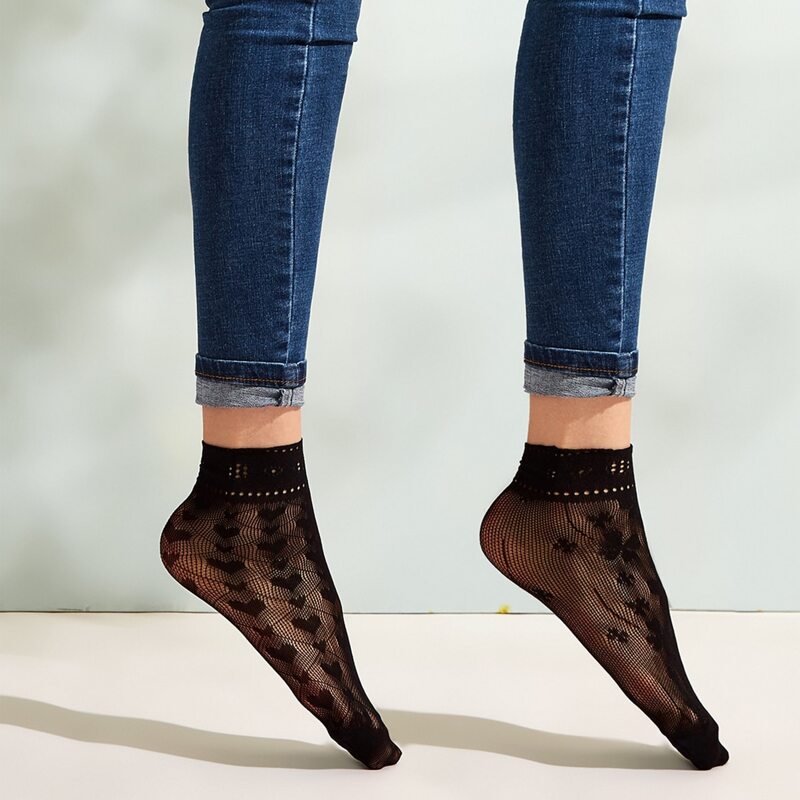 

2pairs Floral & Heart Fishnet Socks, Black