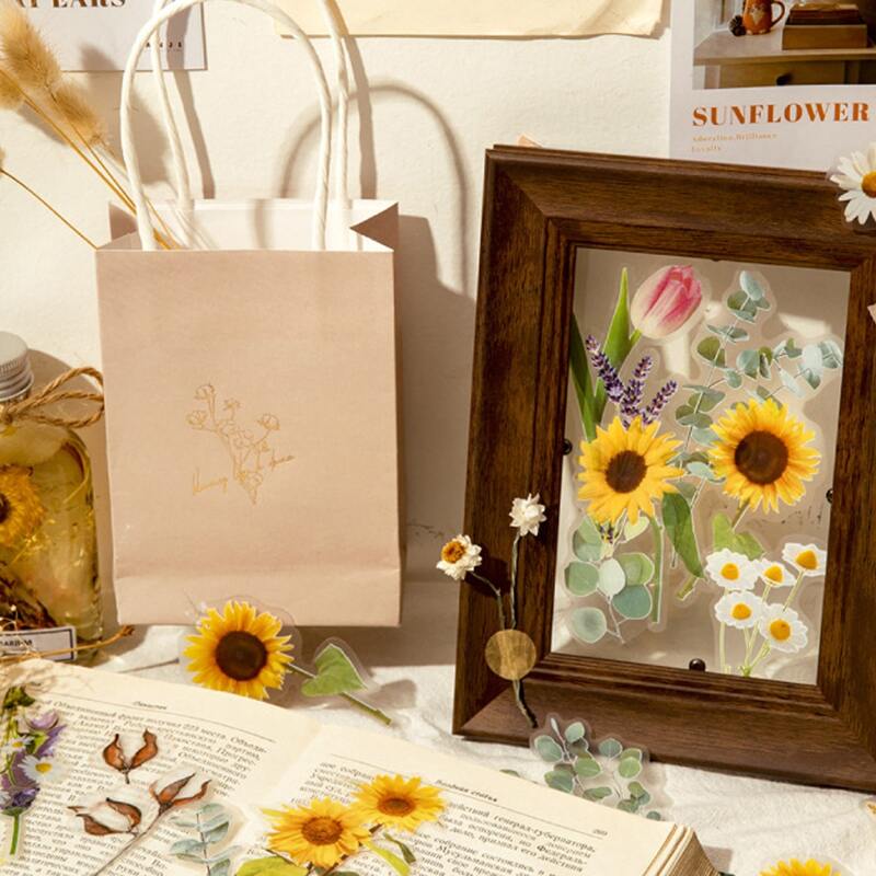 

10pcs Floral Pattern Random Sticker & Paper Bag Set, Multicolor