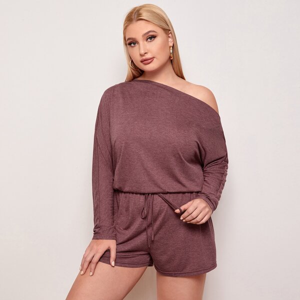 

Plus Asymmetrical Neck Solid Top & Shorts Set, Redwood