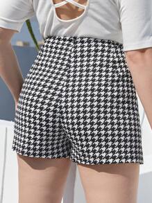 SHEIN MOD Plus High Waist Houndstooth Skort - Black and White - View 2