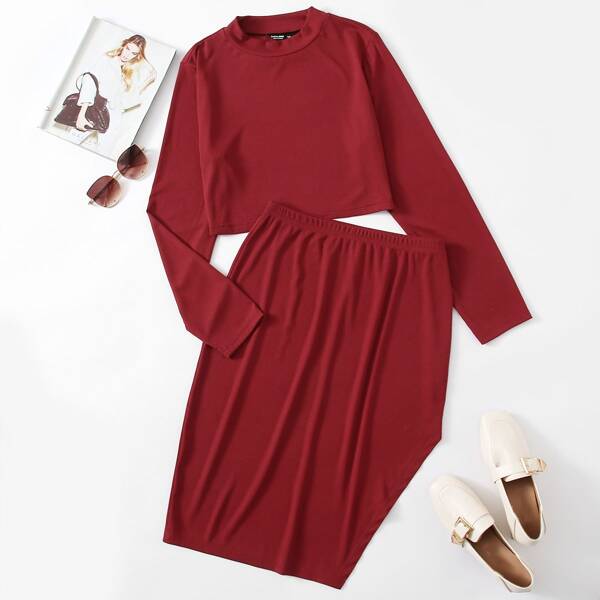 

Plus Mock Neck Tee & Asymmetric Hem Skirt, Burgundy