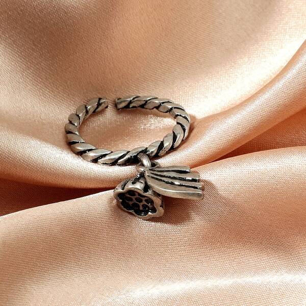 

Twist Design Cuff Ring, Antique silver