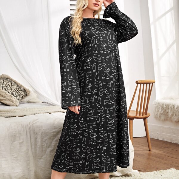 

Plus Allover Cartoon Graphic Night Dress, Black