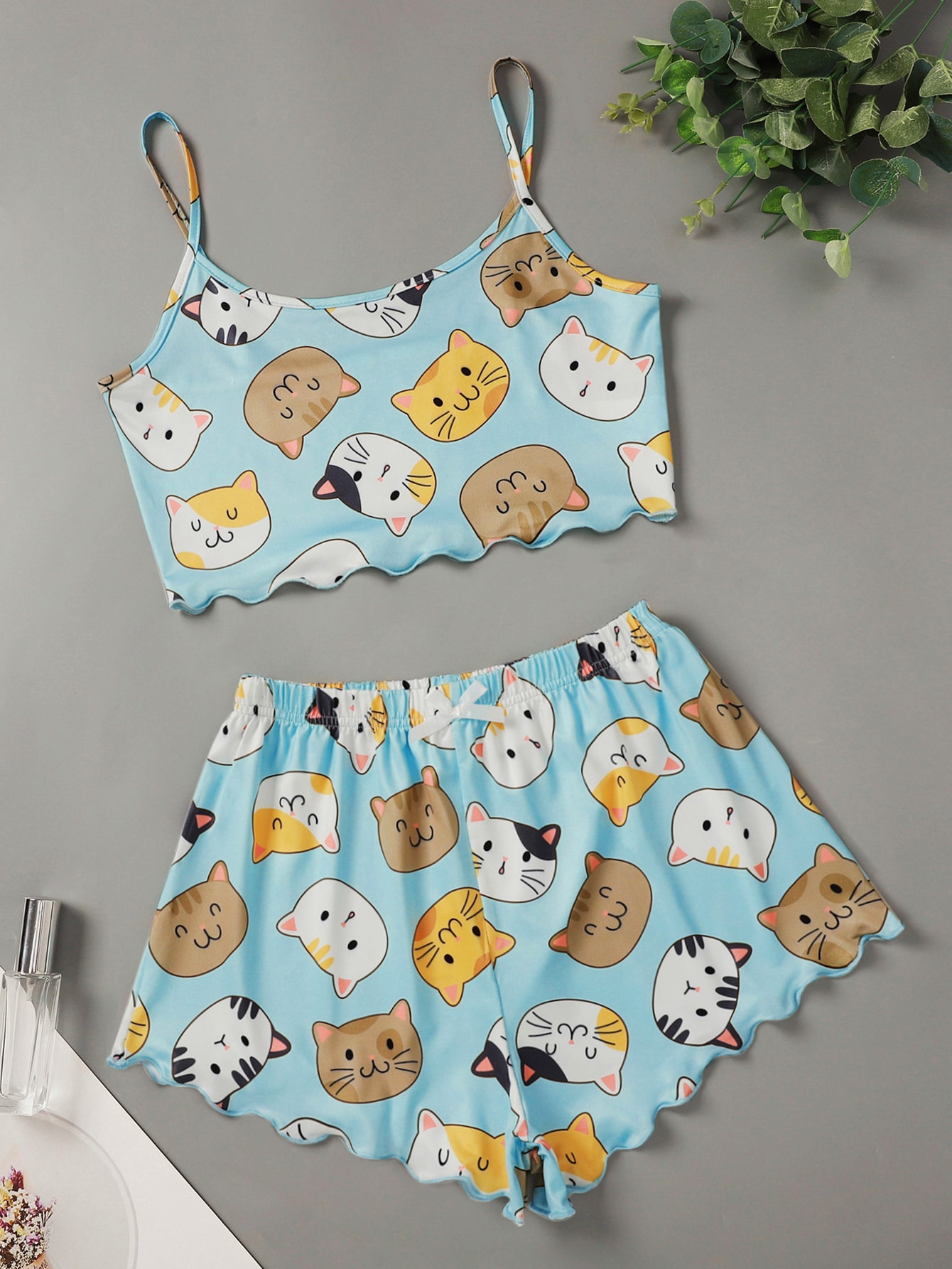 Cartoon Cat Print Lettuce Trim Pajama Set thumbnail