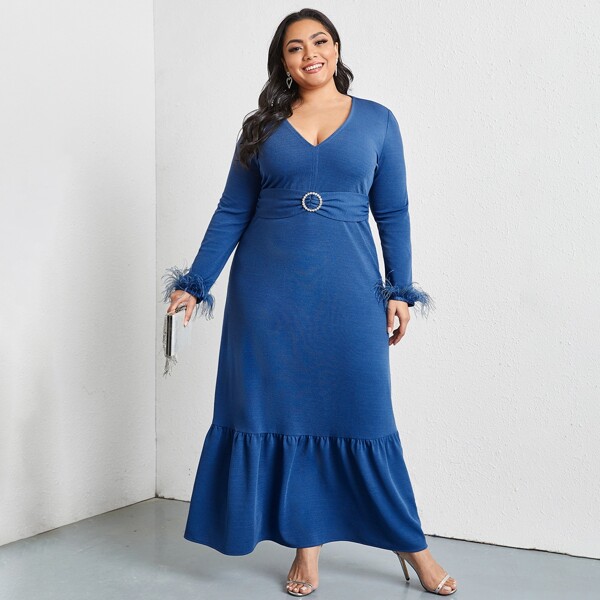 

Plus Fluffy Detail Plunging Dress, Blue