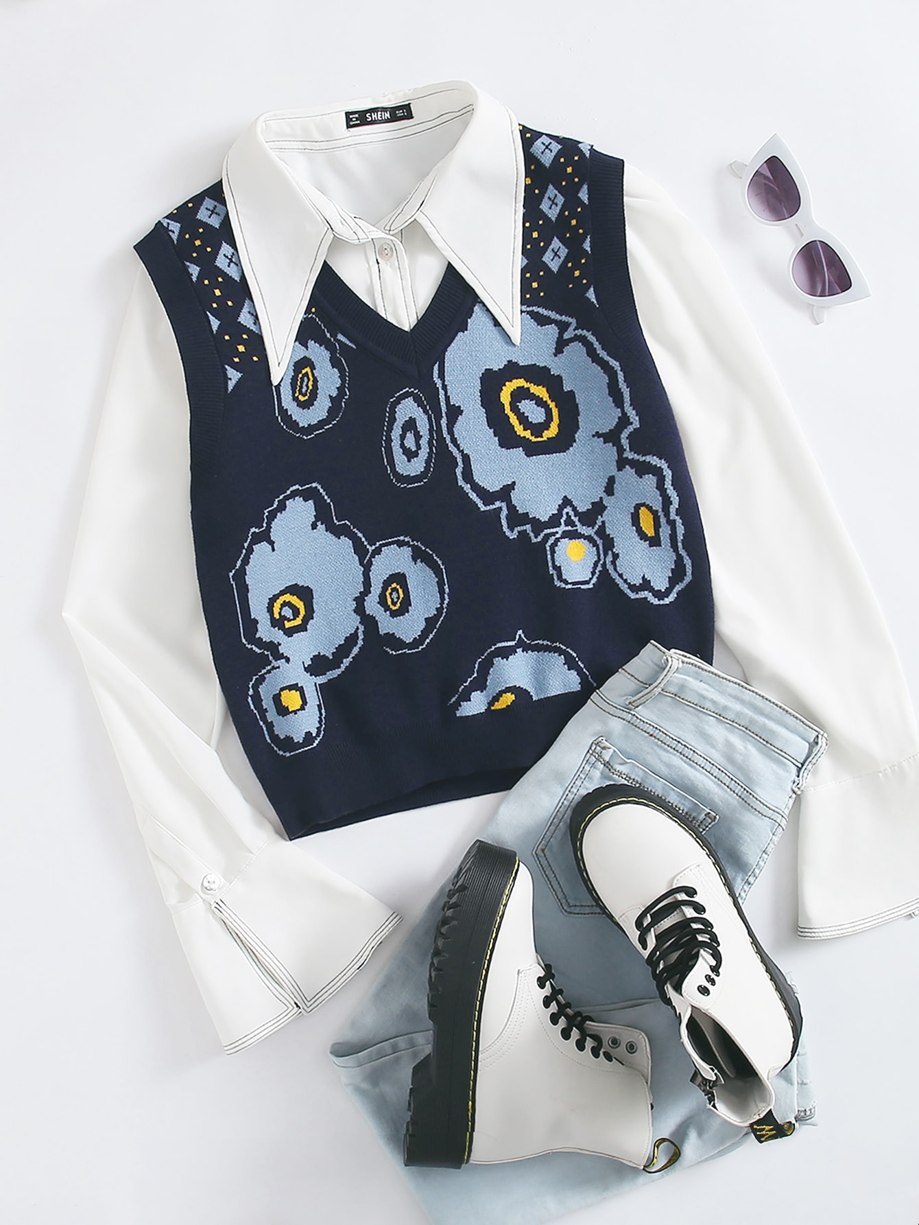 Floral & Geo Pattern Sweater Vest Without Blouse thumbnail