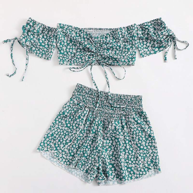 

Ditsy Floral Drawstring Crop Top & Shorts, Multicolor