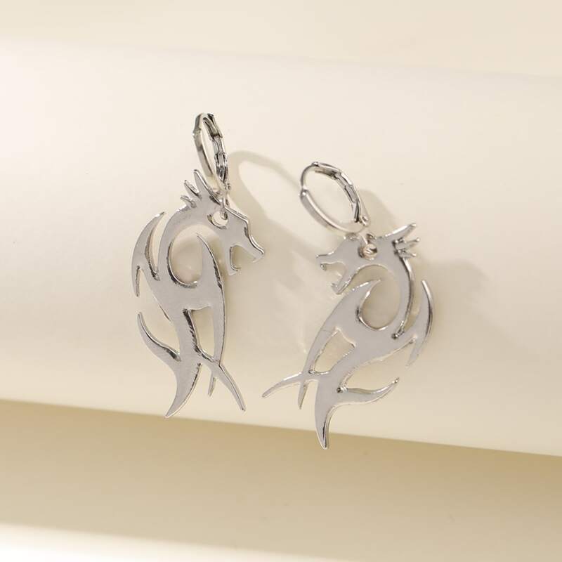 

1pair Dragon Design Earrings, Silver