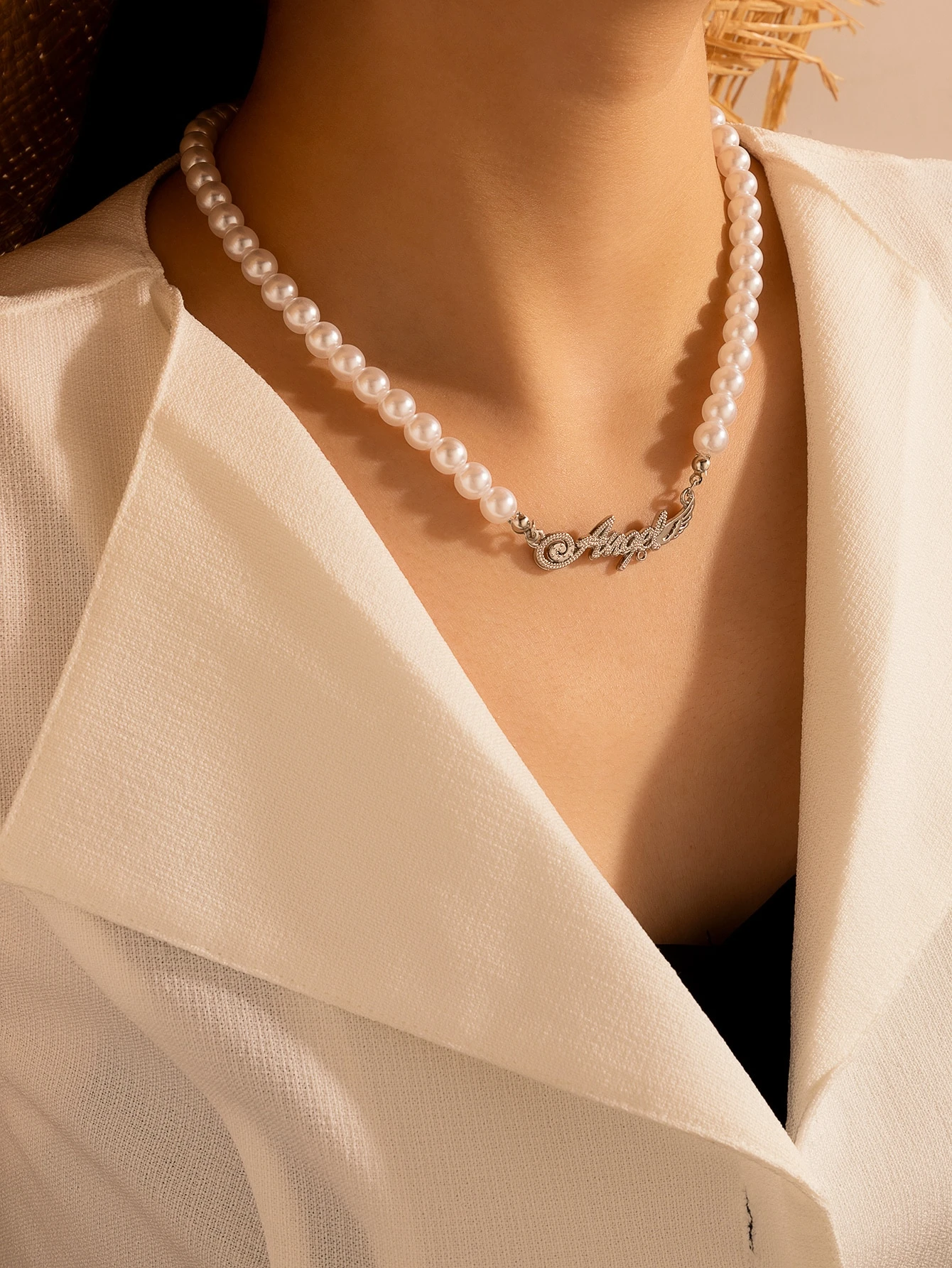 Is That The New Letter Faux Pearl Beaded Necklace ROMWE