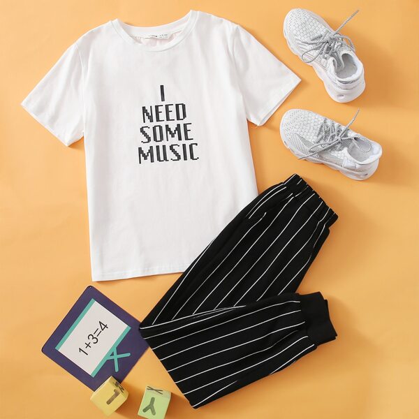 

Boys Letter Graphic Tee & Stripe Joggers Set, Black and white