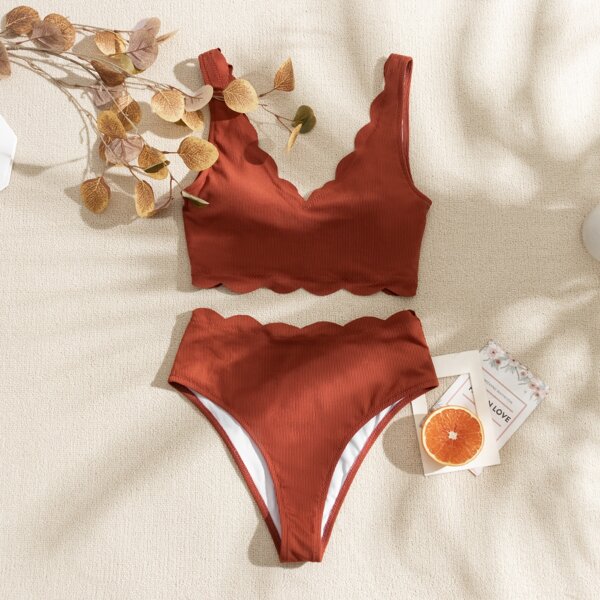 

Rib Scallop Trim Bikini Swimsuit, Rust brown