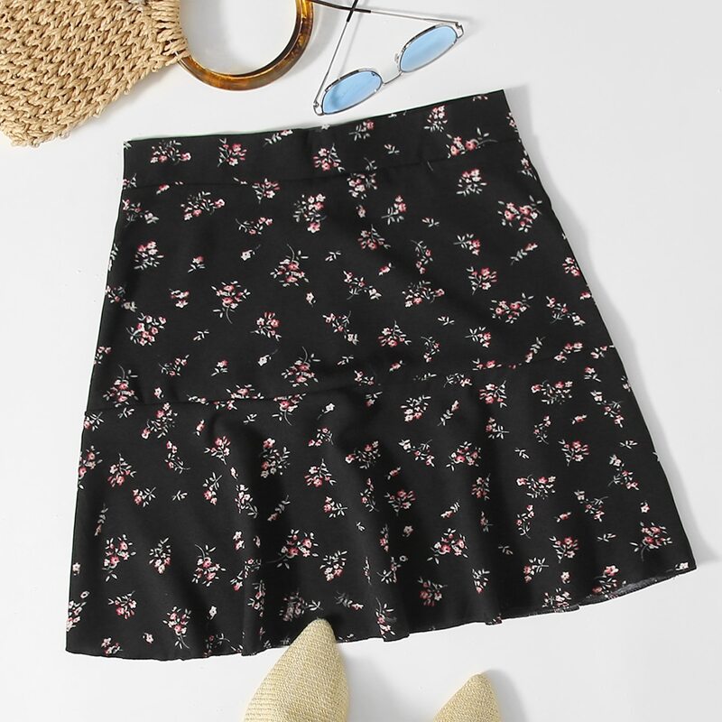 

Ditsy Floral Ruffle Skirt, Black