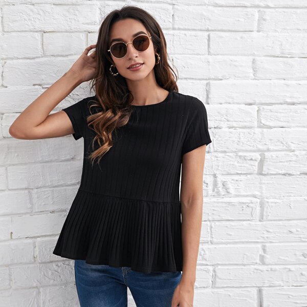 

Ruffle Hem Rib-knit Tee, Black