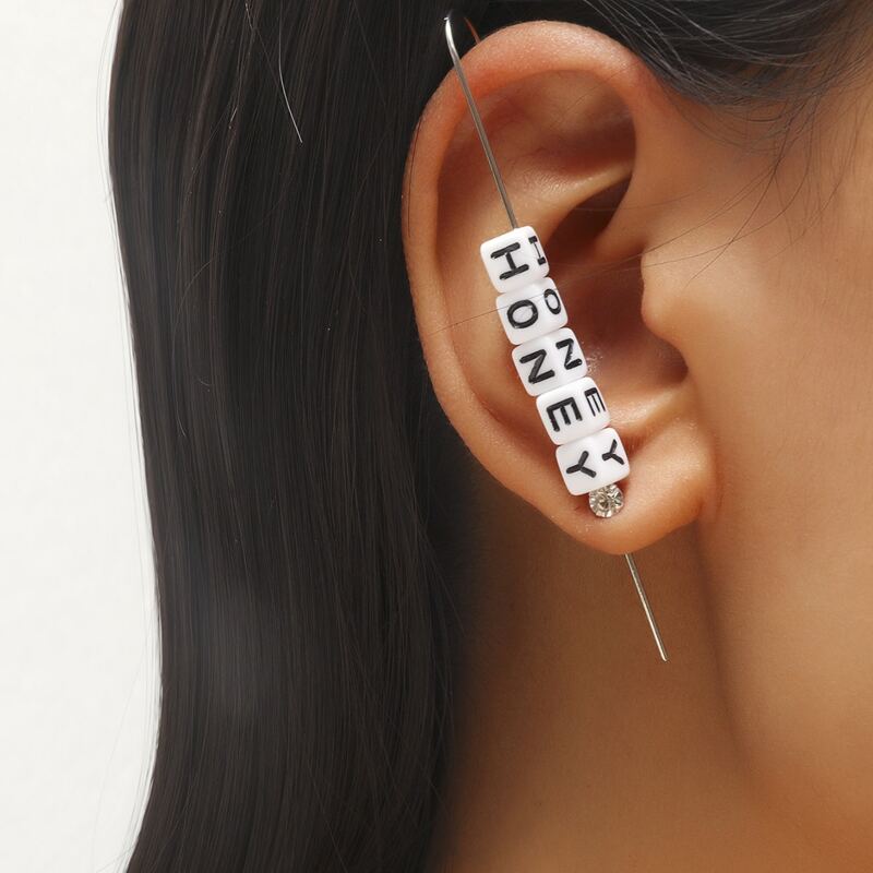

1pc Letter Beaded Ear Cuff, White