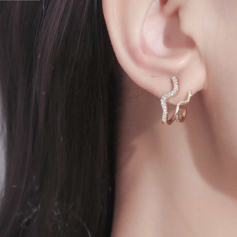 

Rhinestone Wave Stud Earrings, Gold