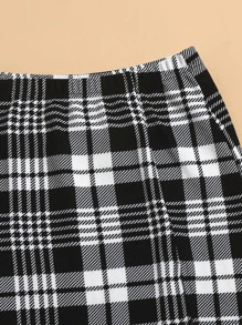 SHEIN Essnce Slit Hem Plaid Skirt - Black and White - View 3
