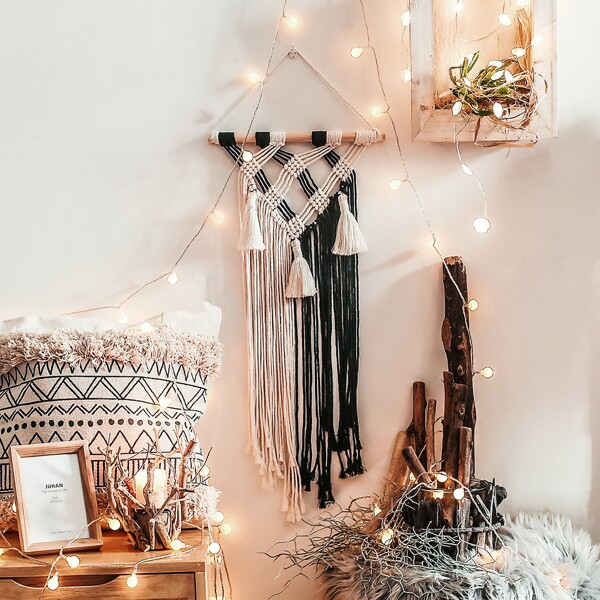 

1pc Woven Tassel Wall Hanging, Black and white