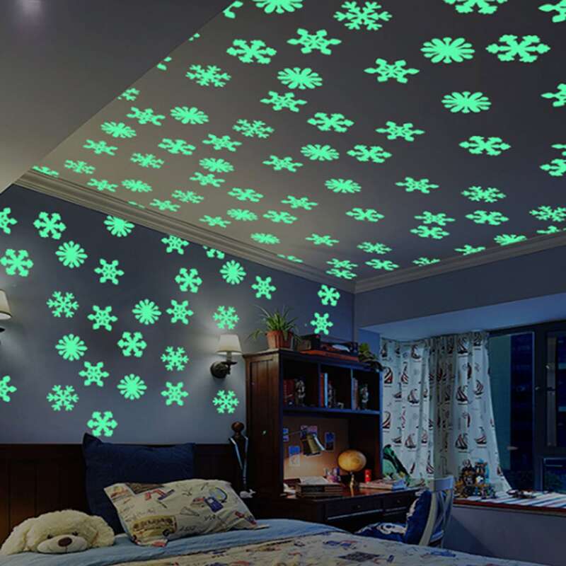 

50pcs 3D Luminous Snowflake Wall Sticker, Multicolor