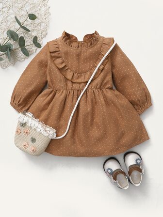 فستان سموك بعنق مكشكش ومنقط للبنات الرضع