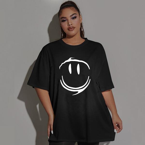 

Plus Drop Shoulder Cartoon Graphic Tee, Black