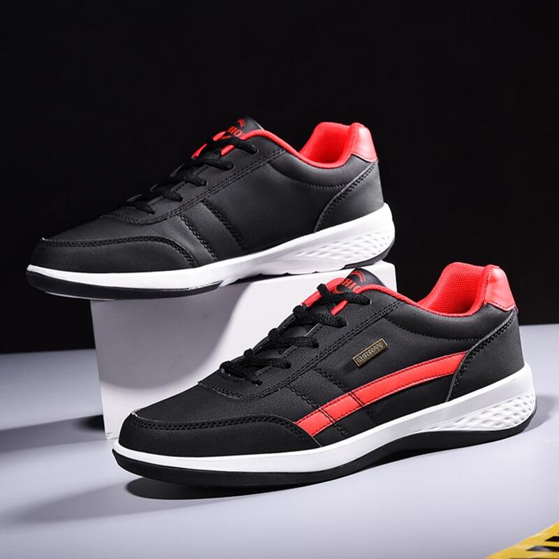 

Guys Simple Lace-up Front Sneakers, Black