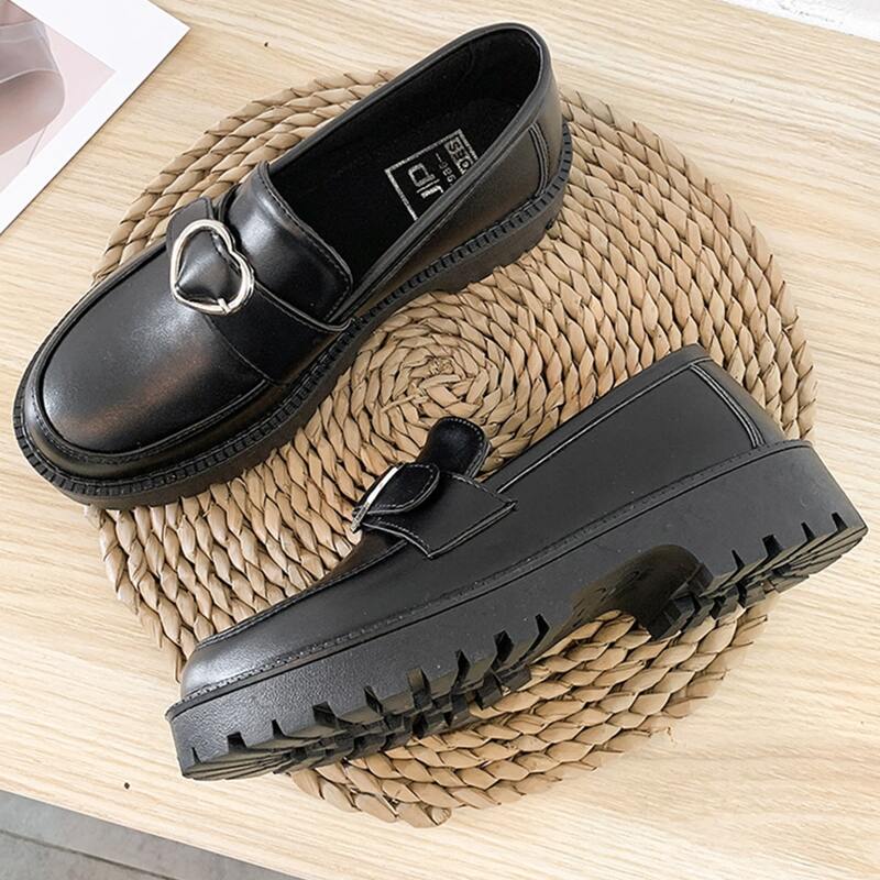 

Heart Buckle Decor Loafers, Black