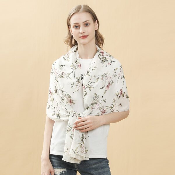 

Ditsy Floral Pattern Scarf, Multicolor