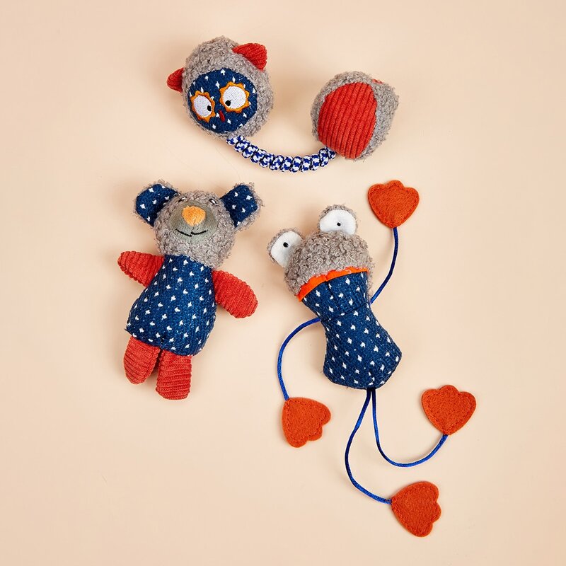 

1pc Random Color Cartoon Shaped Pet Toy, Multicolor