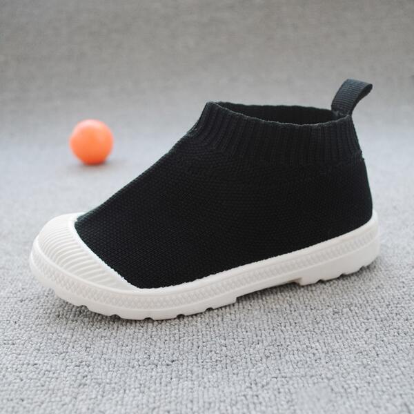 

Toddler Boys Plush Lined Knit Sneakers, Black