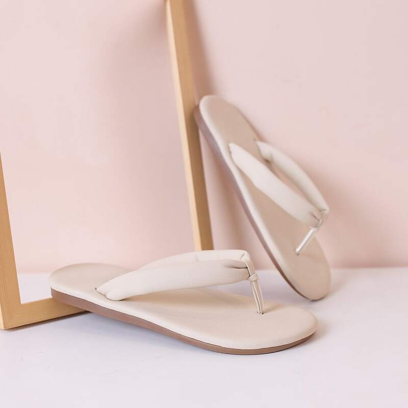 

Minimalist Flat Thong Sandals, Beige