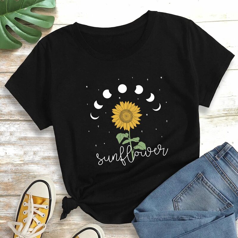 

Letter Sunflower Graphic Tee, Black