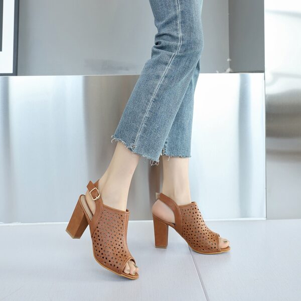 

Hollow Out Chunky Heeled Slingback Pumps, Brown