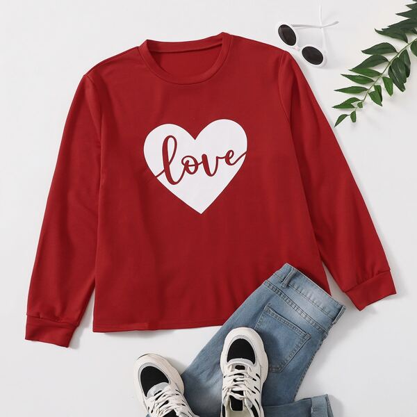 

Plus Heart And Letter Graphic Sweatshirt, Burgundy