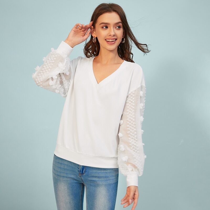 

V-neck Drop Shoulder 3D Applique Lantern Sleeve Pullover, White